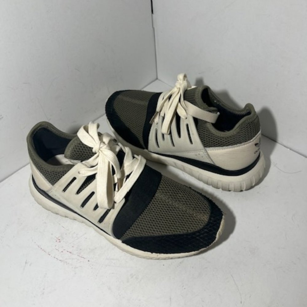 Women's Adidas Tubular Radial Green and Beige Sneaker Shoes‎ Sz 7